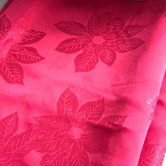 Presidents Choice Other - Presidents Choice Christmas 🎄 tablecloth